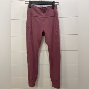 Lululemon mauve leggings size 4